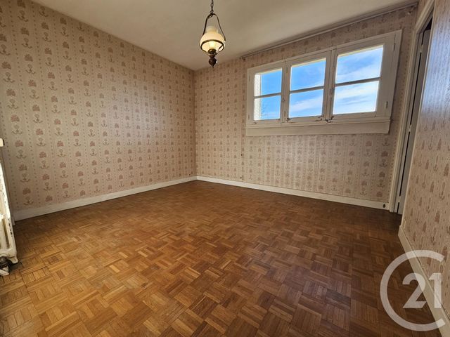 Maison à vendre - 7 pièces - 176,91 m2 - Le Palais Sur Vienne - 87 - LIMOUSIN