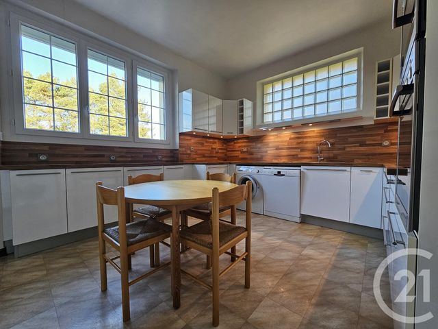 Maison à vendre - 7 pièces - 176,91 m2 - Le Palais Sur Vienne - 87 - LIMOUSIN