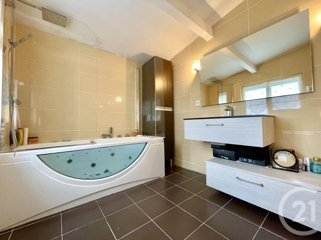 Maison à vendre - 6 pièces - 141,62 m2 - Burgnac - 87 - LIMOUSIN