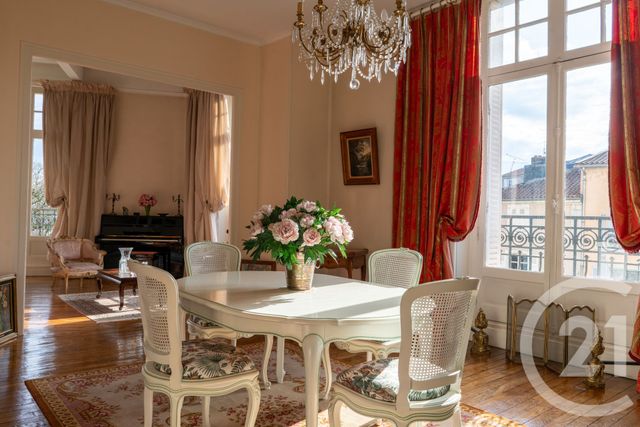 Appartement à vendre - 6 pièces - 153,35 m2 - Limoges - 87 - LIMOUSIN