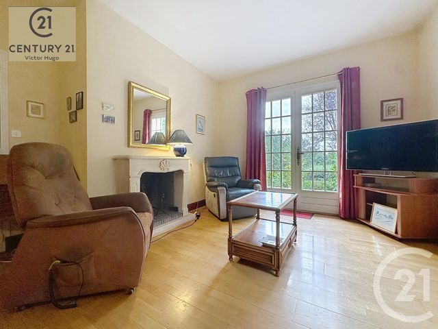 Maison à vendre - 5 pièces - 175,19 m2 - St Hilaire Les Places - 87 - LIMOUSIN