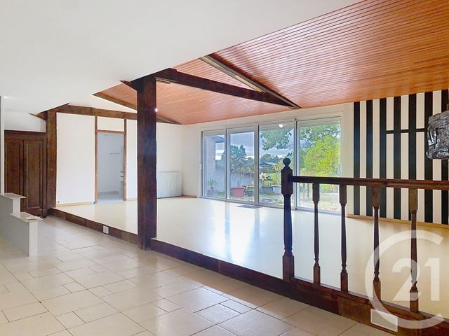 Afficher la photo en grand Maison à vendre - 5 pièces - 250 m2 - La Meyze - 87 - LIMOUSIN