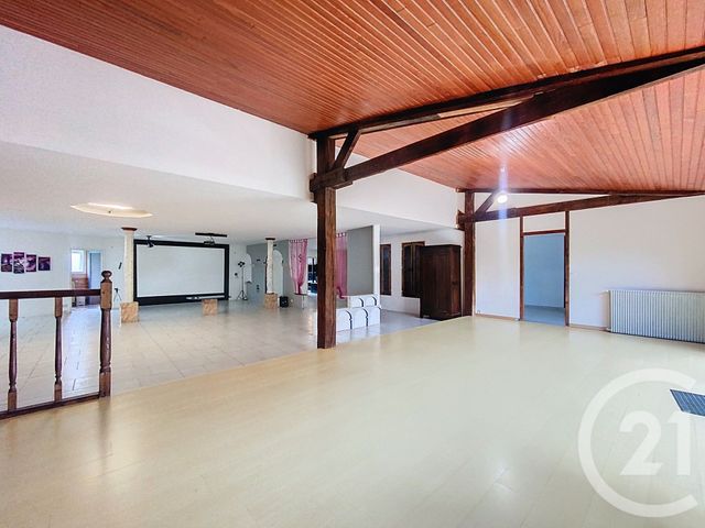 Afficher la photo en grand Maison à vendre - 5 pièces - 250 m2 - La Meyze - 87 - LIMOUSIN