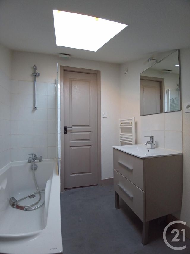 Appartement F3 &agrave; louer - 3 pi&egrave;ces - 60 m2 - Limoges - 87 - LIMOUSIN