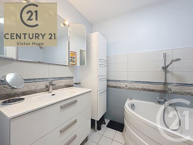 Appartement F5 &agrave; vendre - 5 pi&egrave;ces - 118,37 m2 - Limoges - 87 - LIMOUSIN