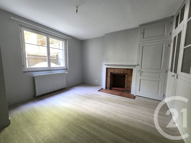 Appartement F3 &agrave; louer - 3 pi&egrave;ces - 78,44 m2 - Limoges - 87 - LIMOUSIN