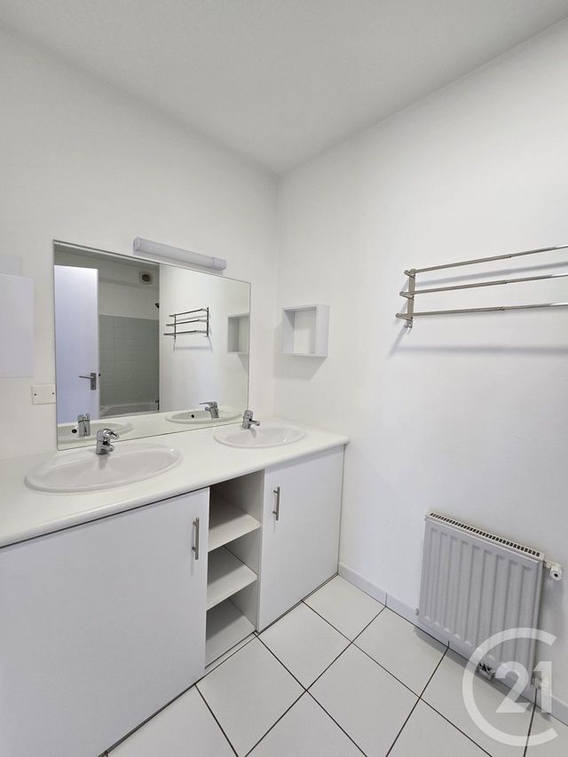 Appartement F3 &agrave; louer - 3 pi&egrave;ces - 80,47 m2 - Limoges - 87 - LIMOUSIN