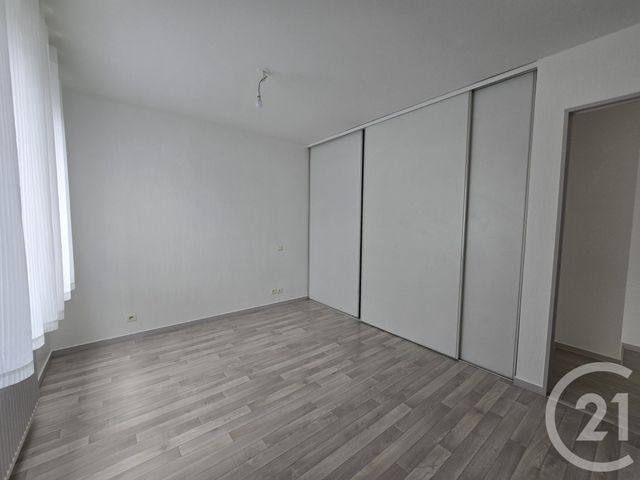 Appartement F3 &agrave; louer - 3 pi&egrave;ces - 80,47 m2 - Limoges - 87 - LIMOUSIN
