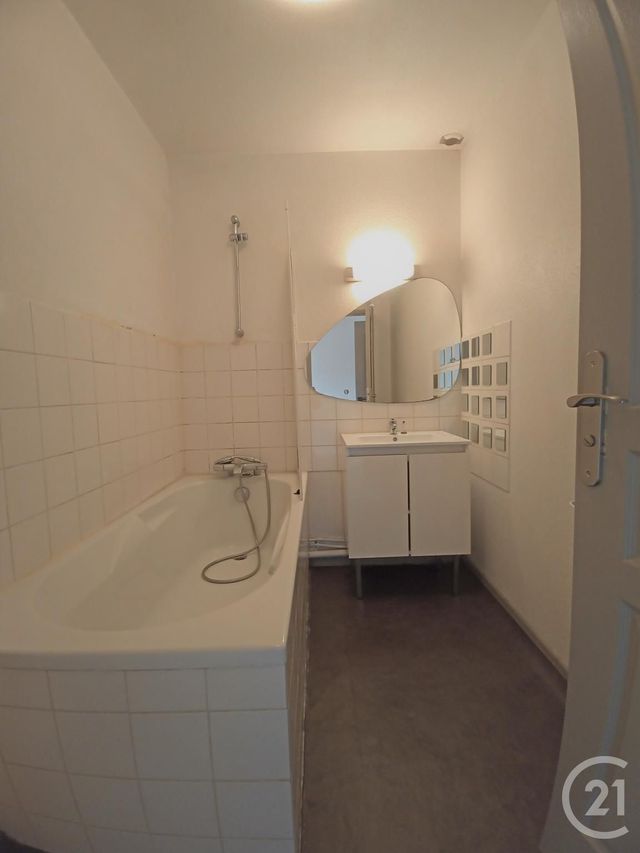 Appartement F2 &agrave; louer - 2 pi&egrave;ces - 41,95 m2 - Limoges - 87 - LIMOUSIN