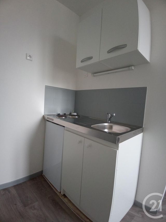 Appartement Studio &agrave; louer - 1 pi&egrave;ce - 14,35 m2 - Limoges - 87 - LIMOUSIN