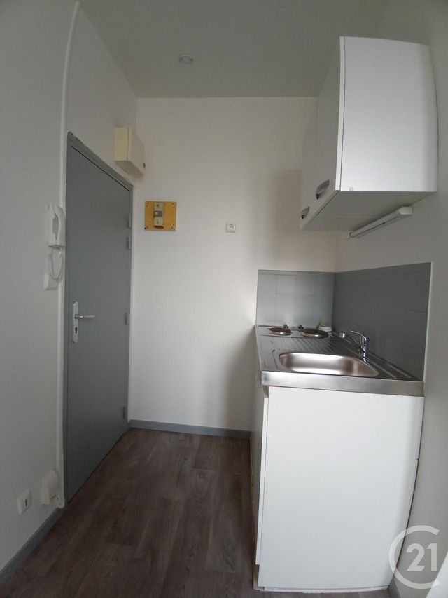 Appartement Studio &agrave; louer - 1 pi&egrave;ce - 14,35 m2 - Limoges - 87 - LIMOUSIN
