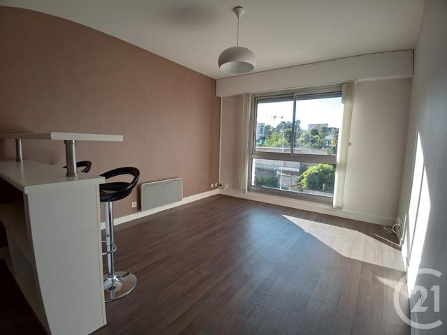 Appartement Studio &agrave; louer - 1 pi&egrave;ce - 23 m2 - Limoges - 87 - LIMOUSIN