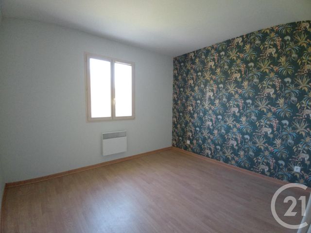 Maison &agrave; louer - 4 pi&egrave;ces - 89,40 m2 - St Martin Le Vieux - 87 - LIMOUSIN