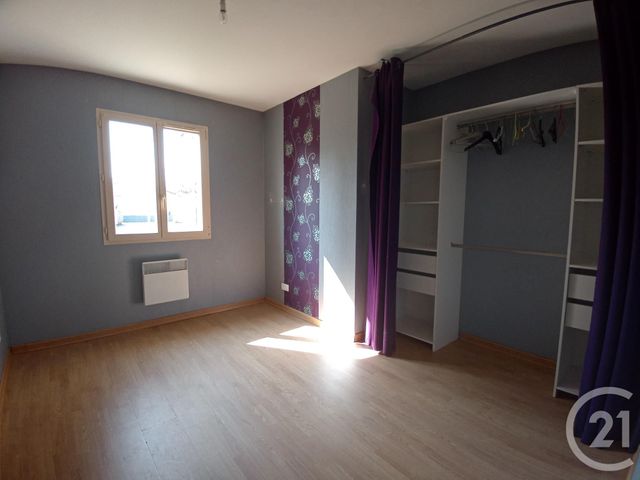 Maison &agrave; louer - 4 pi&egrave;ces - 89,40 m2 - St Martin Le Vieux - 87 - LIMOUSIN