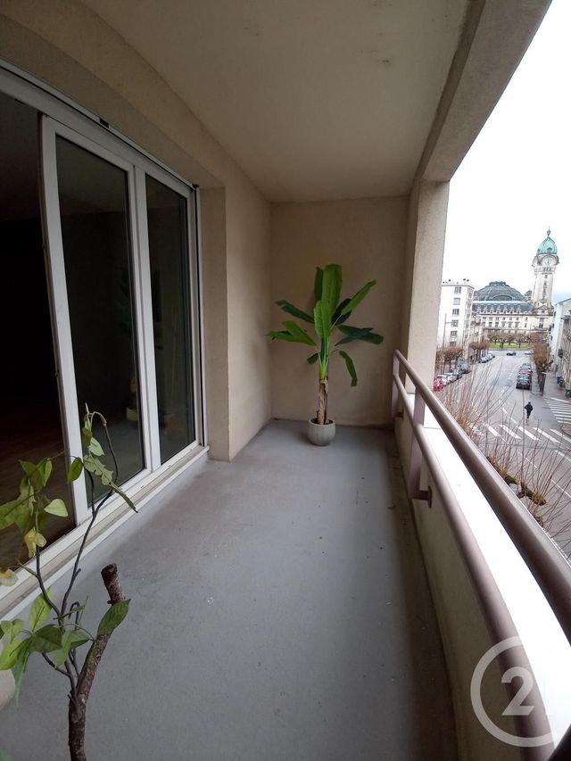 Appartement F3 &agrave; louer - 3 pi&egrave;ces - 83,62 m2 - Limoges - 87 - LIMOUSIN