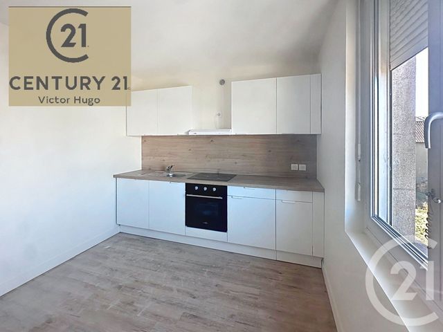 Appartement &agrave; louer - 3 pi&egrave;ces - 86 m2 - Limoges - 87 - LIMOUSIN