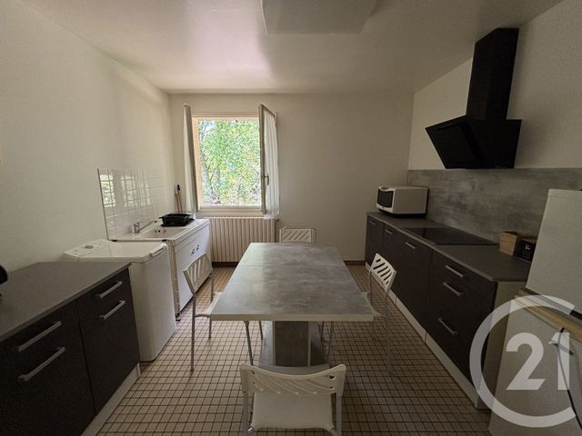 Maison &agrave; louer - 2 pi&egrave;ces - 50,35 m2 - Le Palais Sur Vienne - 87 - LIMOUSIN