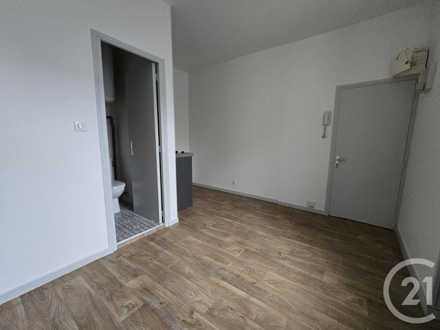 Appartement Studio &agrave; louer - 1 pi&egrave;ce - 14,04 m2 - Limoges - 87 - LIMOUSIN