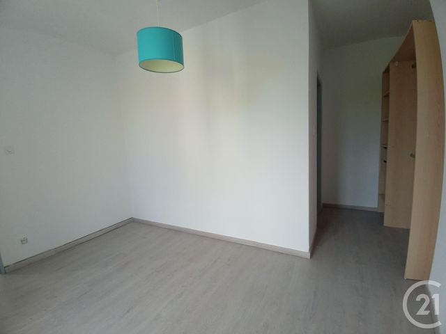 Appartement F3 &agrave; louer - 3 pi&egrave;ces - 75,30 m2 - Limoges - 87 - LIMOUSIN